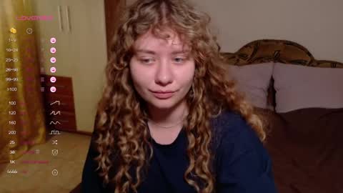 Snapshot of milounee chatting on May 14, 2026, 7:48 am milounee online show from May 14, 2026, 7:48 am