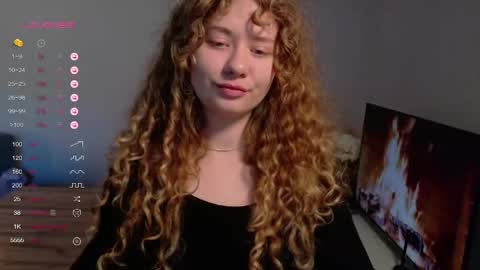 Snapshot of milounee chatting on May 17, 2026, 8:23 am milounee online show from May 17, 2026, 8:23 am