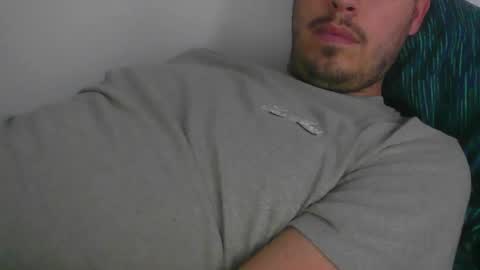 milowww1601 online show from December 30, 2024, 3:02 pm