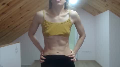 milusea online show from November 16, 2025, 12:44 pm