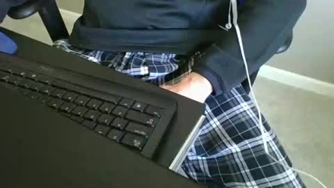 milwaukeebadger24 online show from February 21, 2025, 7:54 pm