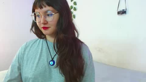 mily_baker online show from February 26, 2025, 5:39 pm