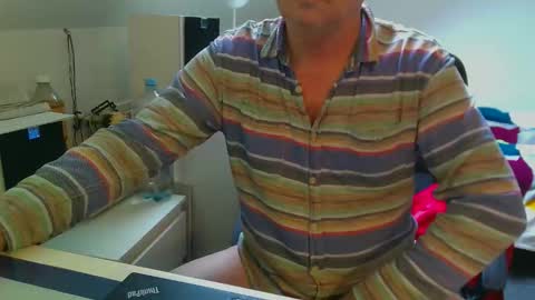 Snapshot of milymen26 chatting on March 16, 2026, 11:58 am Milymen26 Polish man master fereskik straight mature online show from March 16, 2026, 11:58 am