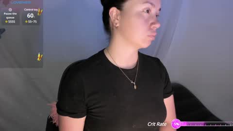 Mily  online show from February 5, 2025, 10:19 am