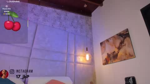 Milyy online show from November 14, 2025, 7:45 pm