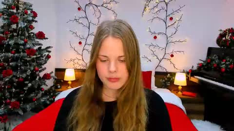 Kelly online show from December 5, 2024, 12:44 pm