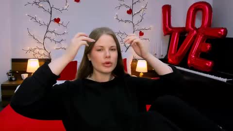 Kelly online show from February 25, 2025, 6:14 am