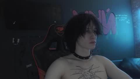 Max online show from October 5, 2025, 12:20 am