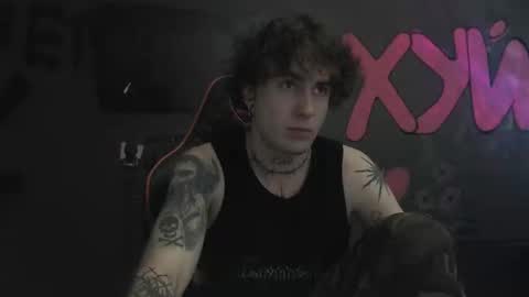 Max online show from October 19, 2025, 3:01 pm