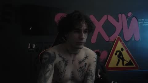 Max online show from November 14, 2025, 1:32 pm