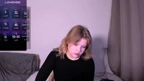 hi Im Mina  online show from December 24, 2024, 2:21 am