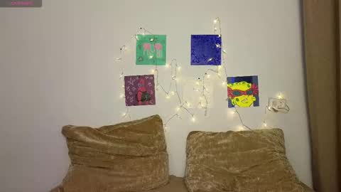 hi Im Mina  online show from March 7, 2026, 9:50 am