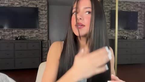 Mina online show from February 18, 2026, 2:24 pm