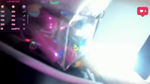 Snapshot of minami_nakamura chatting on May 8, 2026, 2:28 am minami_nakamura online show from May 8, 2026, 2:28 am