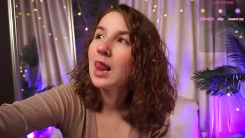 Snapshot of mind__game chatting on October 8, 2025, 5:49 am Frances  Next streams Thu Fri Sat 8am -  4pm GMT3 online show from October 8, 2025, 5:49 am