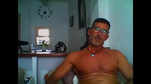 Snapshot of mindthestep chatting on October 8, 2025, 3:53 pm MIND online show from October 8, 2025, 3:53 pm