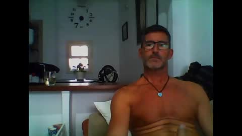 Snapshot of mindthestep chatting on October 11, 2025, 4:16 pm MIND online show from October 11, 2025, 4:16 pm