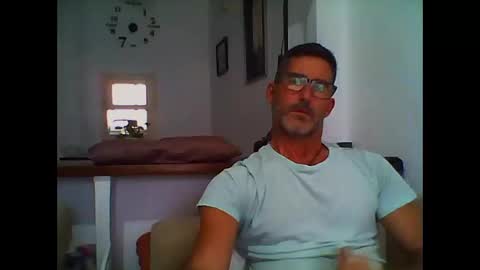 Snapshot of mindthestep chatting on October 13, 2025, 3:34 pm MIND online show from October 13, 2025, 3:34 pm