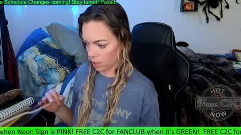 Snapshot of mindymars chatting on December 2, 2024, 3:03 pm Mindy Mars online show from December 2, 2024, 3:03 pm