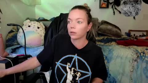 Snapshot of mindymars chatting on March 12, 2025, 2:34 pm Mindy Mars online show from March 12, 2025, 2:34 pm