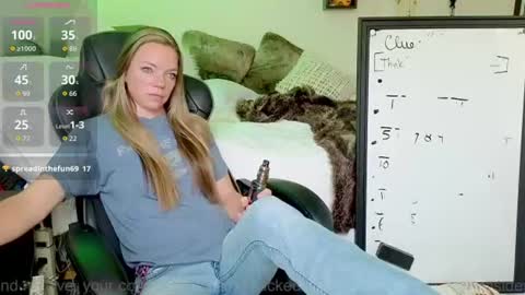 Snapshot of mindymars chatting on June 24, 2026, 3:00 pm Mindy Mars online show from June 24, 2026, 3:00 pm