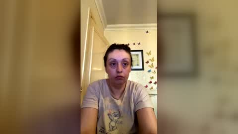 please subscribe to my fansly  please no video or photos must be recorded or re sold online show from April 26, 2026, 12:47 pm