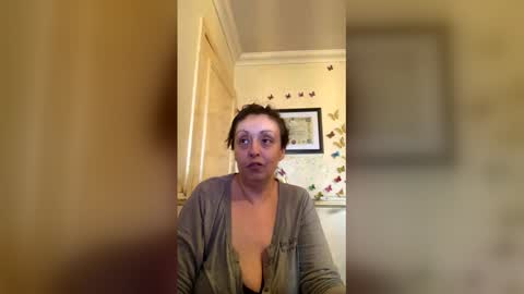 please subscribe to my fansly  please no video or photos must be recorded or re sold online show from May 11, 2026, 12:22 pm