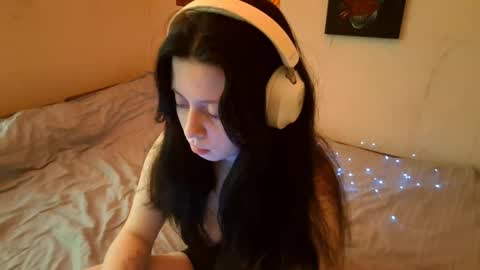 Mindy online show from March 4, 2026, 3:01 am