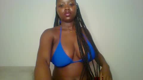 STRAWBERRY online show from May 9, 2026, 12:38 am