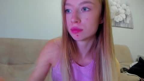 Amelia online show from October 20, 2025, 7:47 pm
