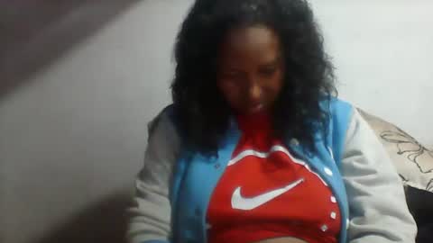 Snapshot of minie4tina chatting on June 22, 2026, 8:00 am Minie4Tina online show from June 22, 2026, 8:00 am