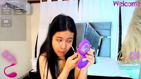 minilove_01 online show from January 19, 2026, 12:09 pm