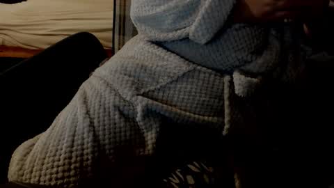 minka0 online show from November 18, 2025, 8:24 pm