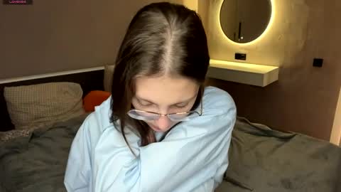 Asti online show from April 18, 2026, 7:07 pm