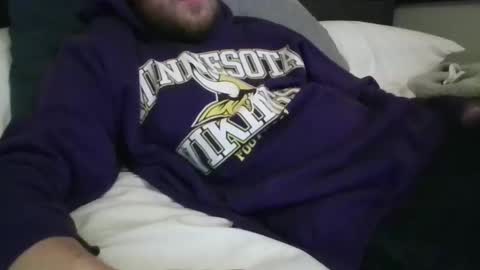 Minnesota Guy online show from December 18, 2025, 4:29 am