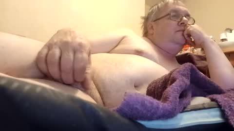 Stephano online show from March 2, 2025, 9:22 pm