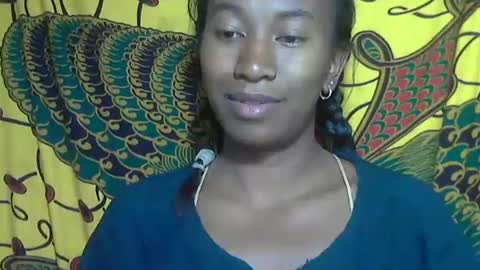 minouch211907 online show from October 15, 2025, 1:50 am