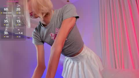 Lianna online show from September 9, 2025, 6:57 am