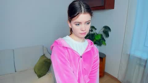 Linda online show from November 30, 2025, 7:01 am