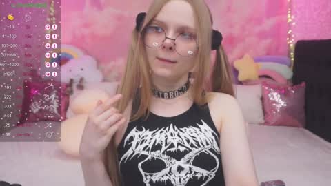 Vikki online show from February 7, 2025, 6:24 am