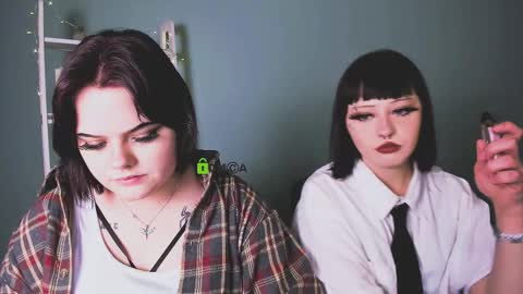 Darling Mira online show from December 1, 2025, 7:41 pm