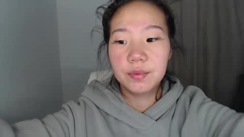 mira_g online show from January 30, 2025, 7:50 am