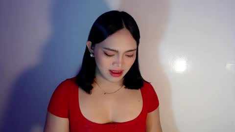 Mira Bella online show from February 25, 2025, 5:25 pm