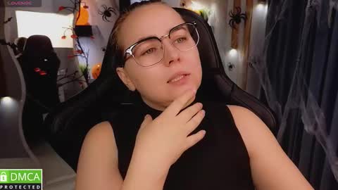 Mira online show from October 27, 2025, 8:07 am