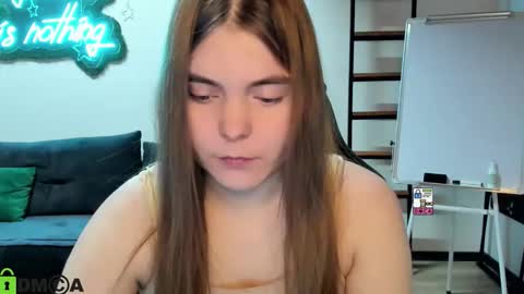 miraa_bloom online show from January 6, 2026, 2:54 pm