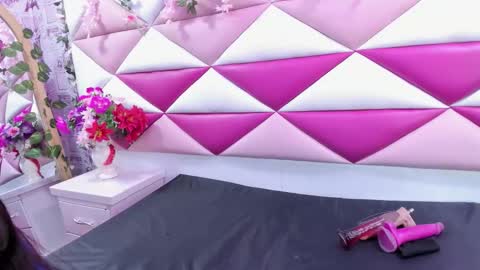 Snapshot of mirabella_miller chatting on October 30, 2025, 12:17 pm mirabella_miller online show from October 30, 2025, 12:17 pm