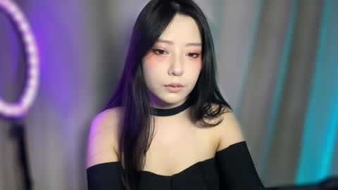 Snapshot of mirafloat chatting on September 17, 2025, 12:40 pm mirafloat online show from September 17, 2025, 12:40 pm