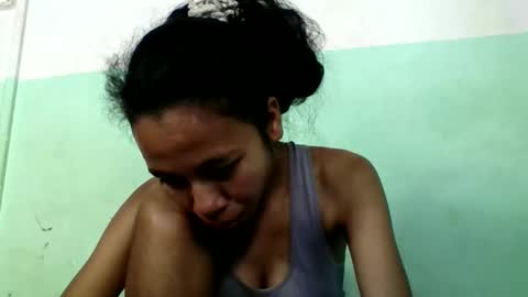 mirah881 online show from November 6, 2025, 8:04 am