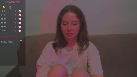 Kira online show from October 21, 2025, 8:09 pm