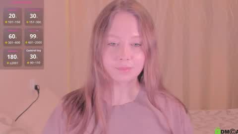 Kira online show from April 8, 2026, 6:19 pm